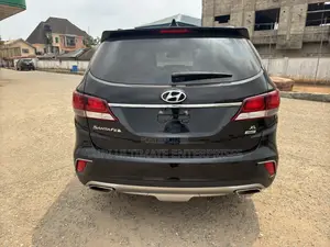 Hyundai Santa Fe Limited Ultimate AWD 2017 Black