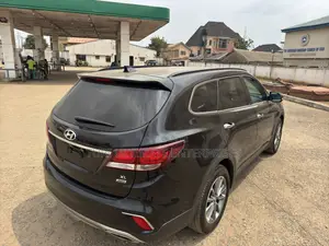 Hyundai Santa Fe Limited Ultimate AWD 2017 Black