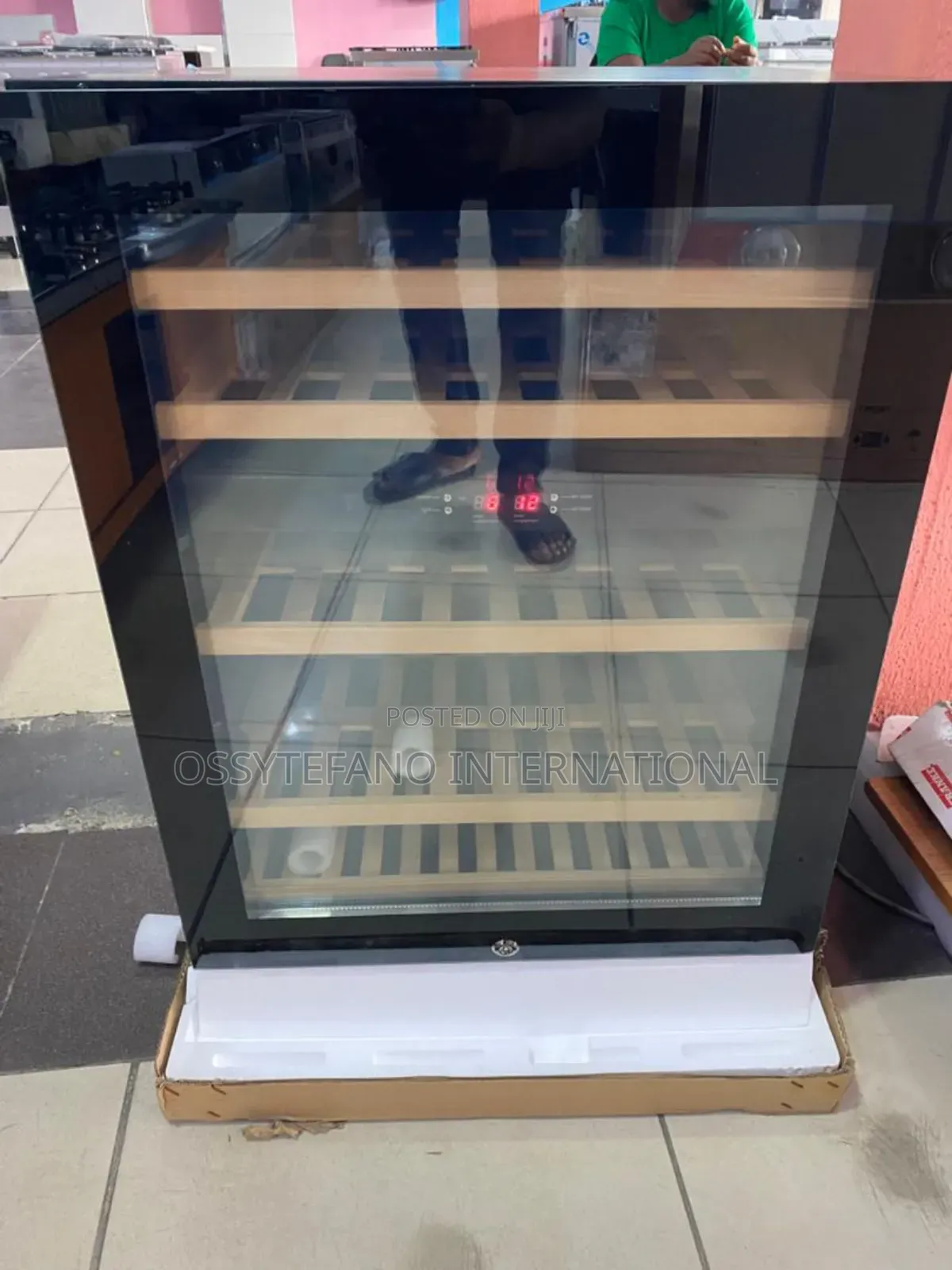 Electrolux Wine Chiller