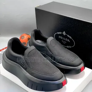 PRADA Top Quality Sneakers
