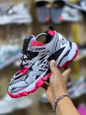 Fashionable Sneakers for Men