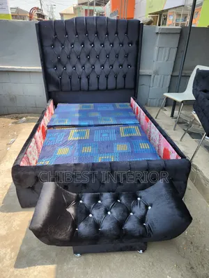 4.5by6 Bed With One Footrest