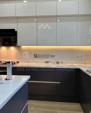 Luxurious Kitchen Cabinet