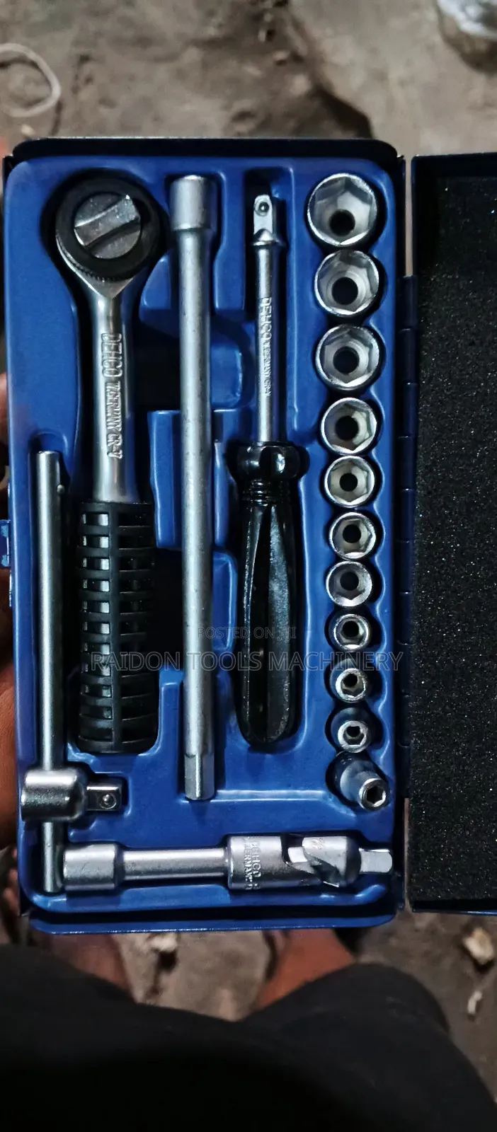 Socket Wrench 1⁄4