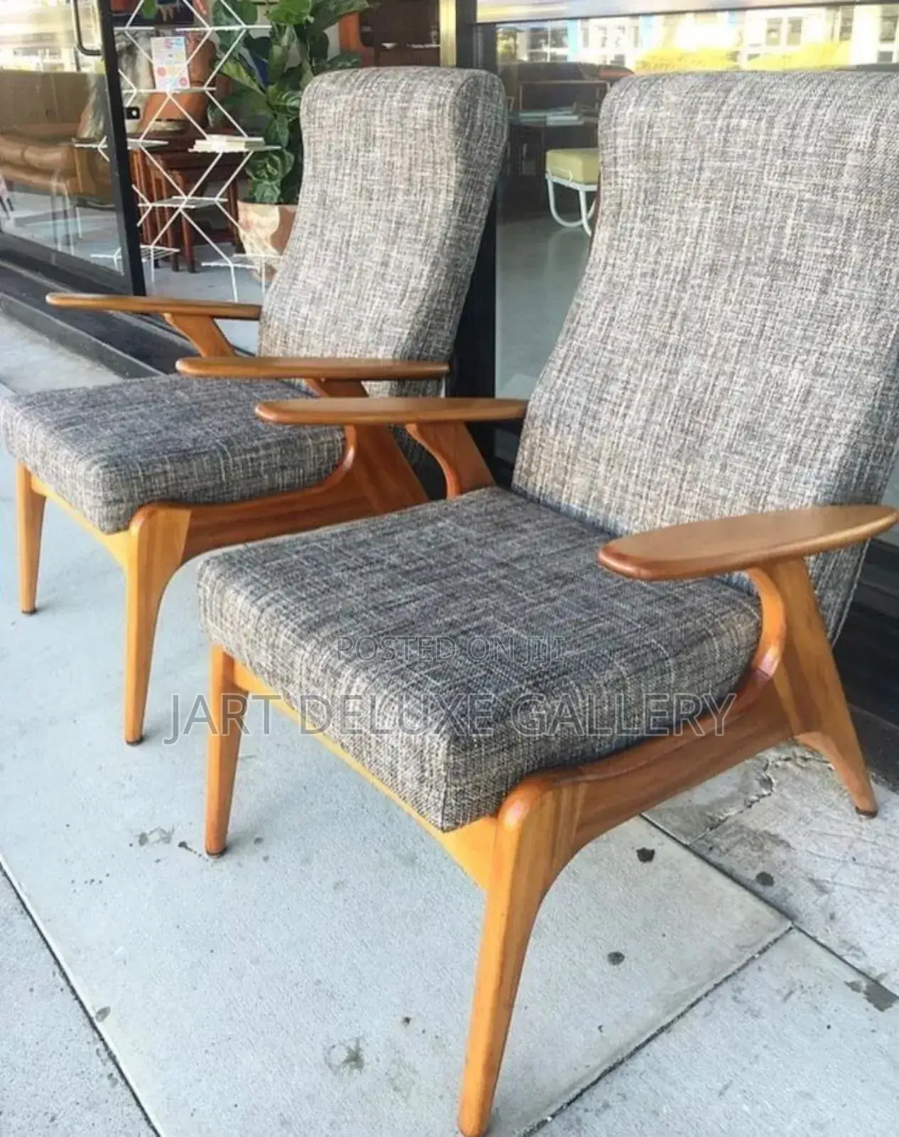 Stylish Wooden Sofa Chair