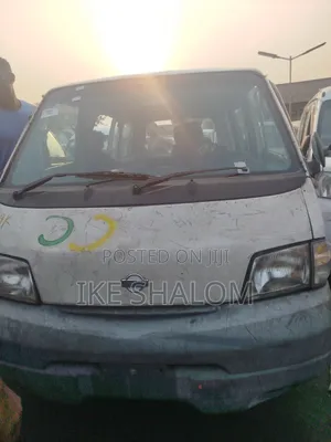Photo - Mazda Bongo 2010 White