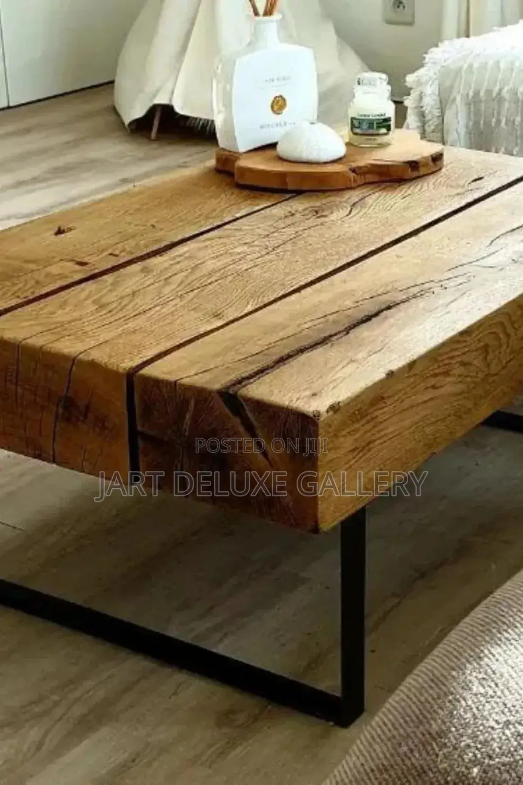 Rustic/Stylish Natural Timber Table