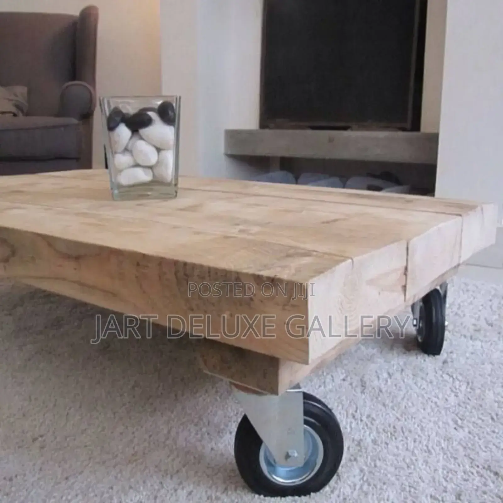 Rustic/Stylish Natural Timber Table