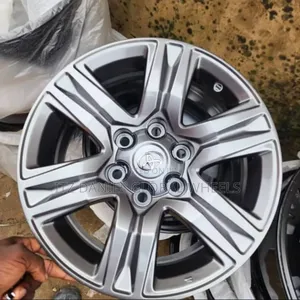 17 Inch Rim Hilux 6 Hole