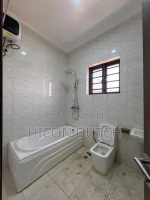 5bdrm Townhouse / Terrace in Dawaki for rent