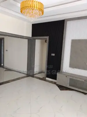 4bdrm Bungalow in Queens Estate, Gwarinpa for sale