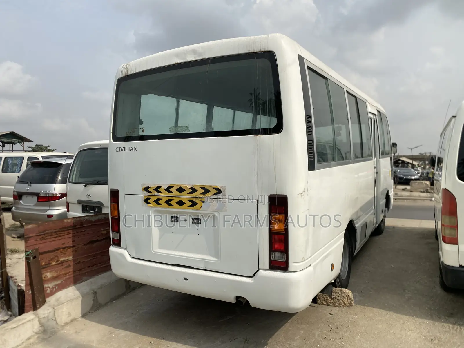 Nissan Civilian 2010 White