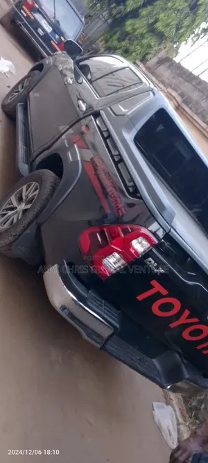 Toyota Hilux Upgrade From 2015 to 2021 Adivection Face