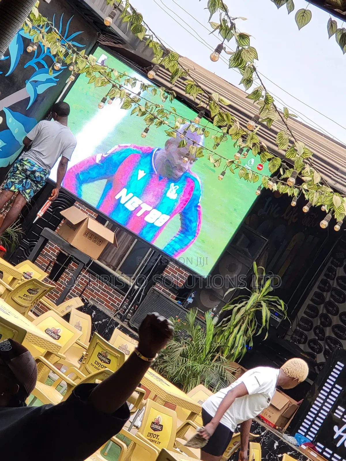 Outdoor Video Screens