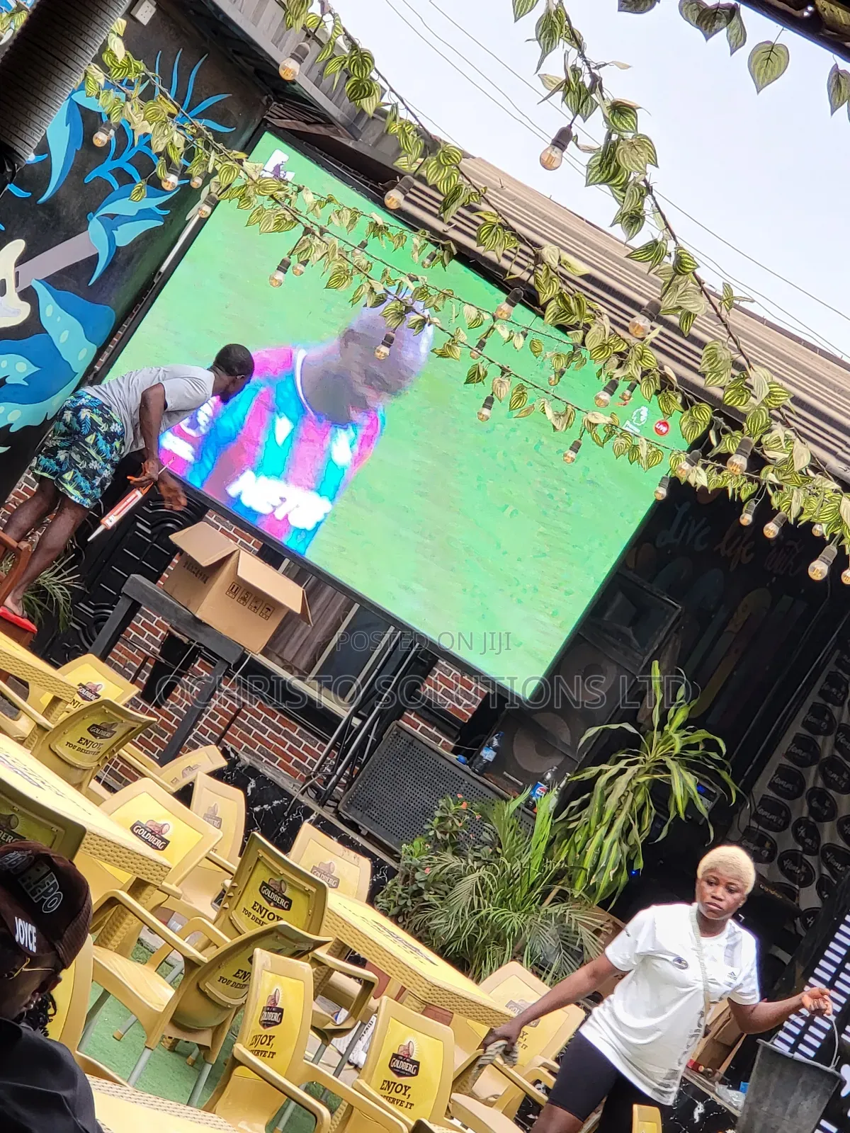 Outdoor Video Screens