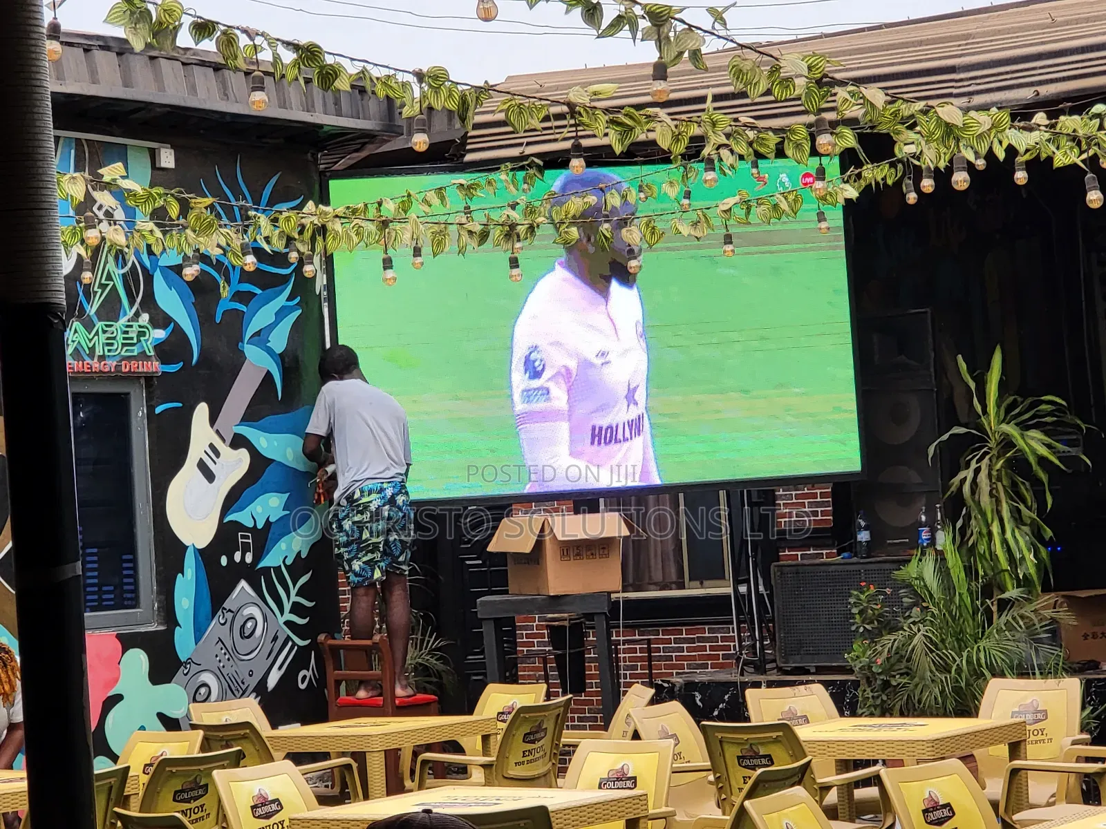 Outdoor Video Screens