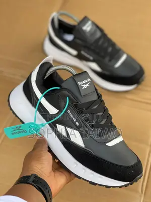 Reebok Classic Sneakers