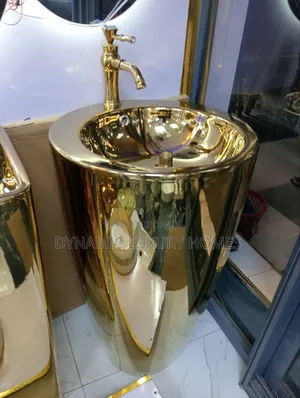 Round Gold Standing Basin