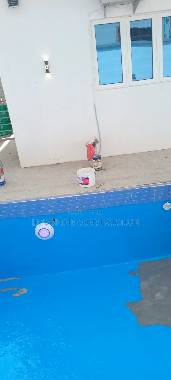 Professional Pool and Field Painter