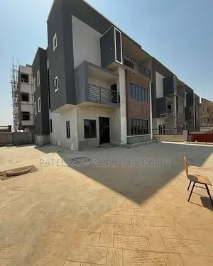 4bdrm Duplex in Jahi for sale