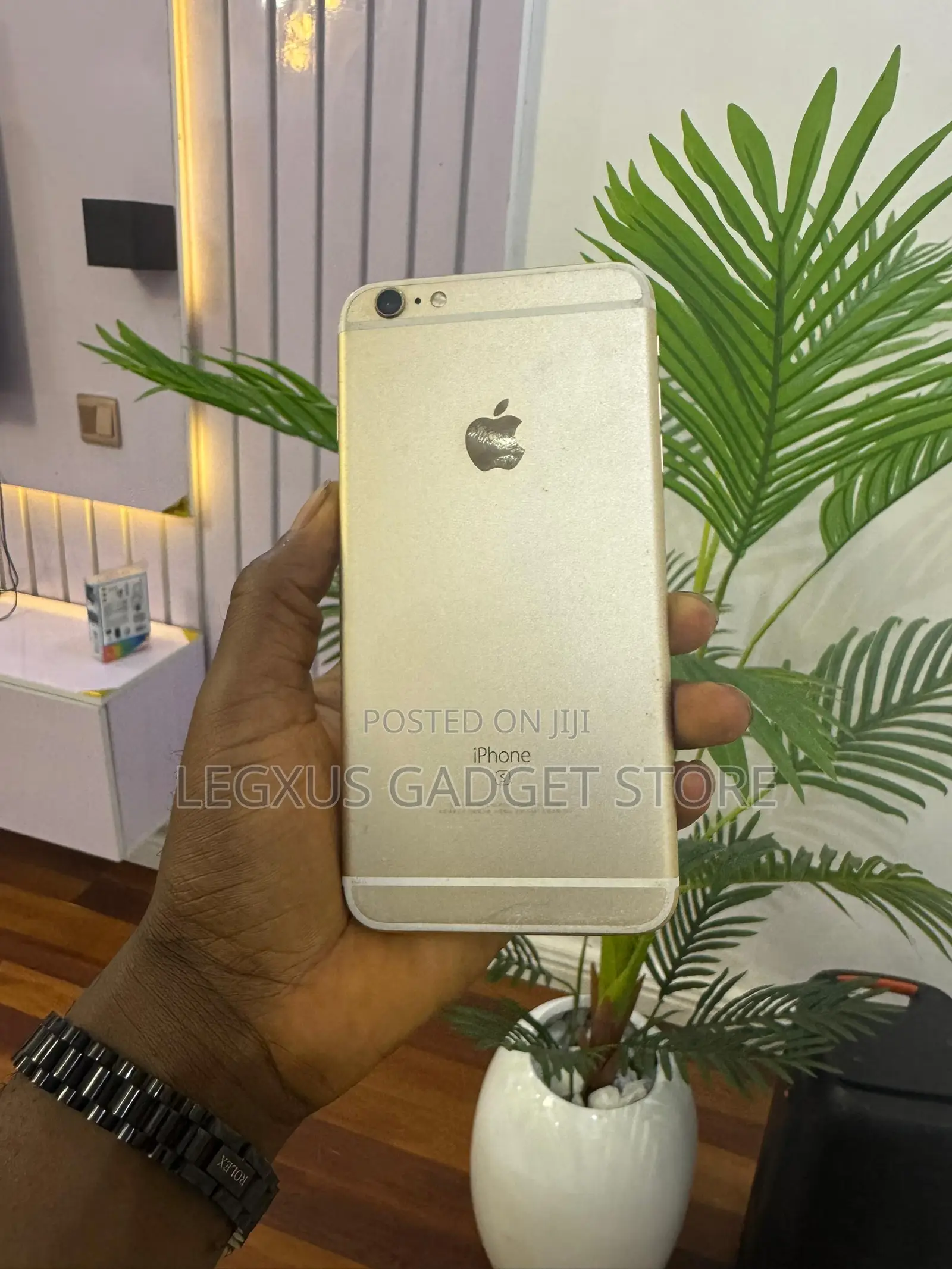 Apple iPhone 6s Plus 32 GB Gold