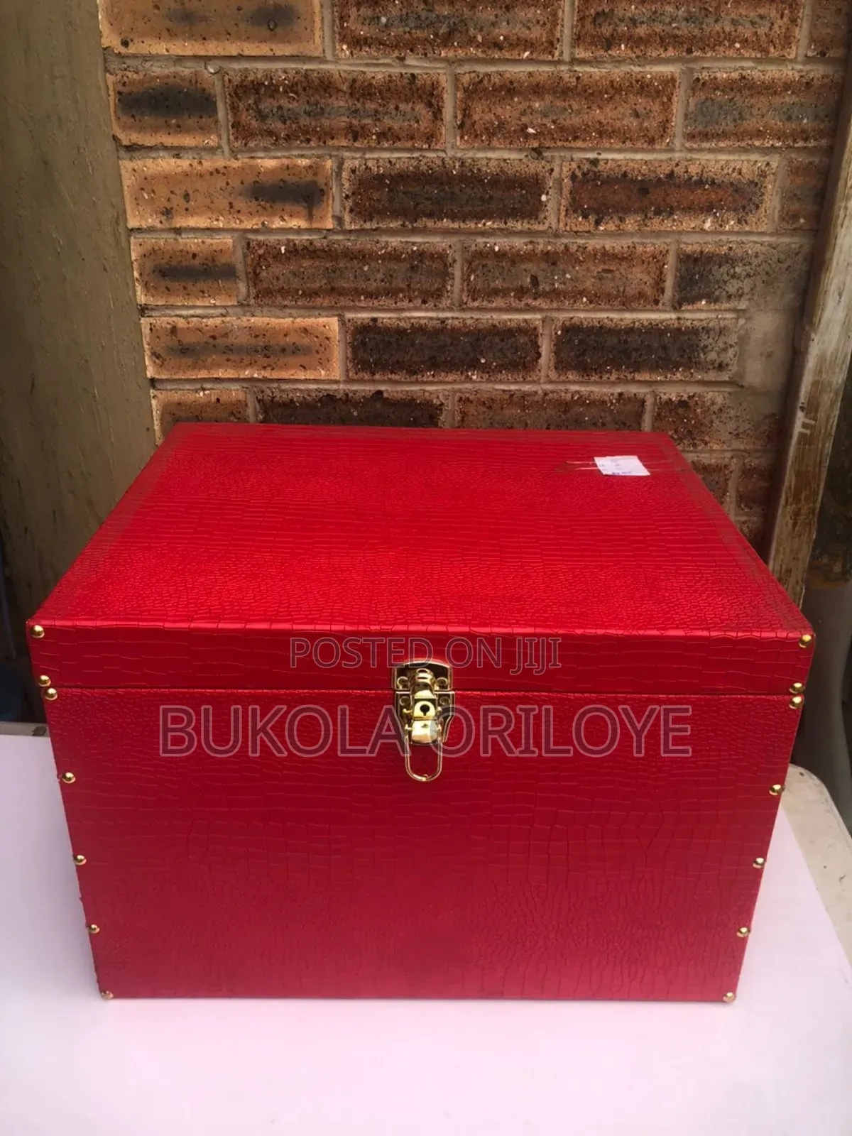 Sweet Red Box