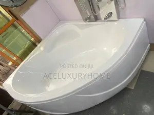 Angle Bathtub