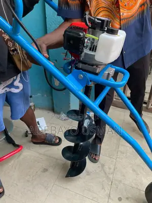 Earth Auger Machine With Wheel