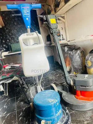 Floor Scrubber Machine