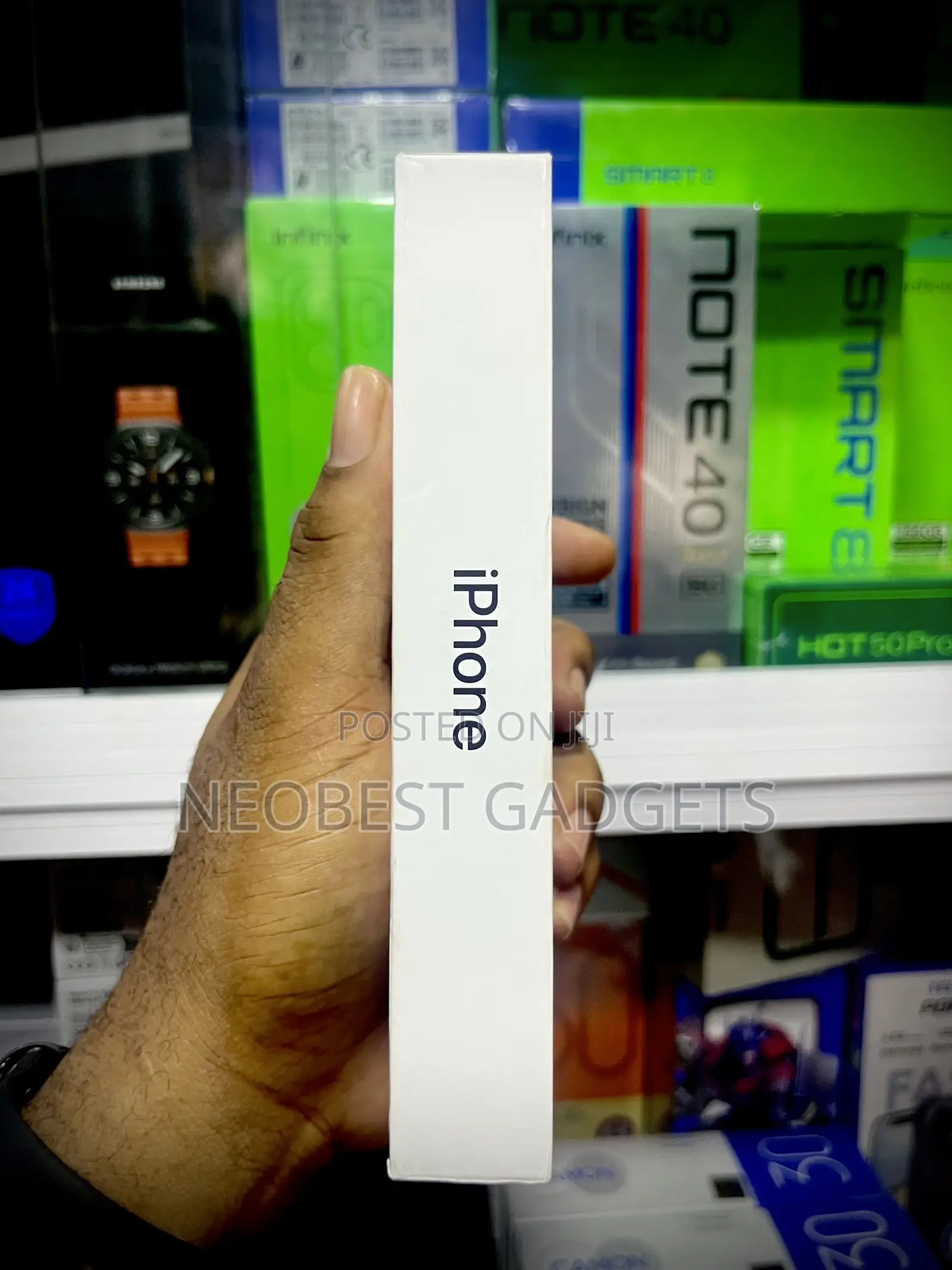 New Apple iPhone 16 128 GB Black