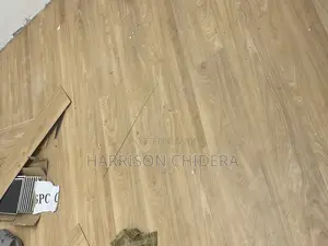 American Luxurious Laminate Flooring Installation