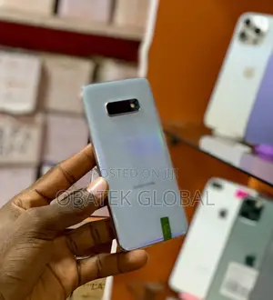 Samsung Galaxy S10e 128 GB White