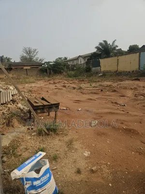 3100 Square Meters by ECOWAS Secretariat and Word Bank