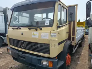 Mercedes Benz 1317 Pickup Truck