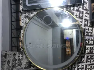 Mirror With Light