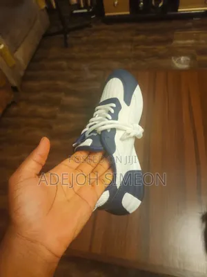 Brand New Fashionable Sneaker