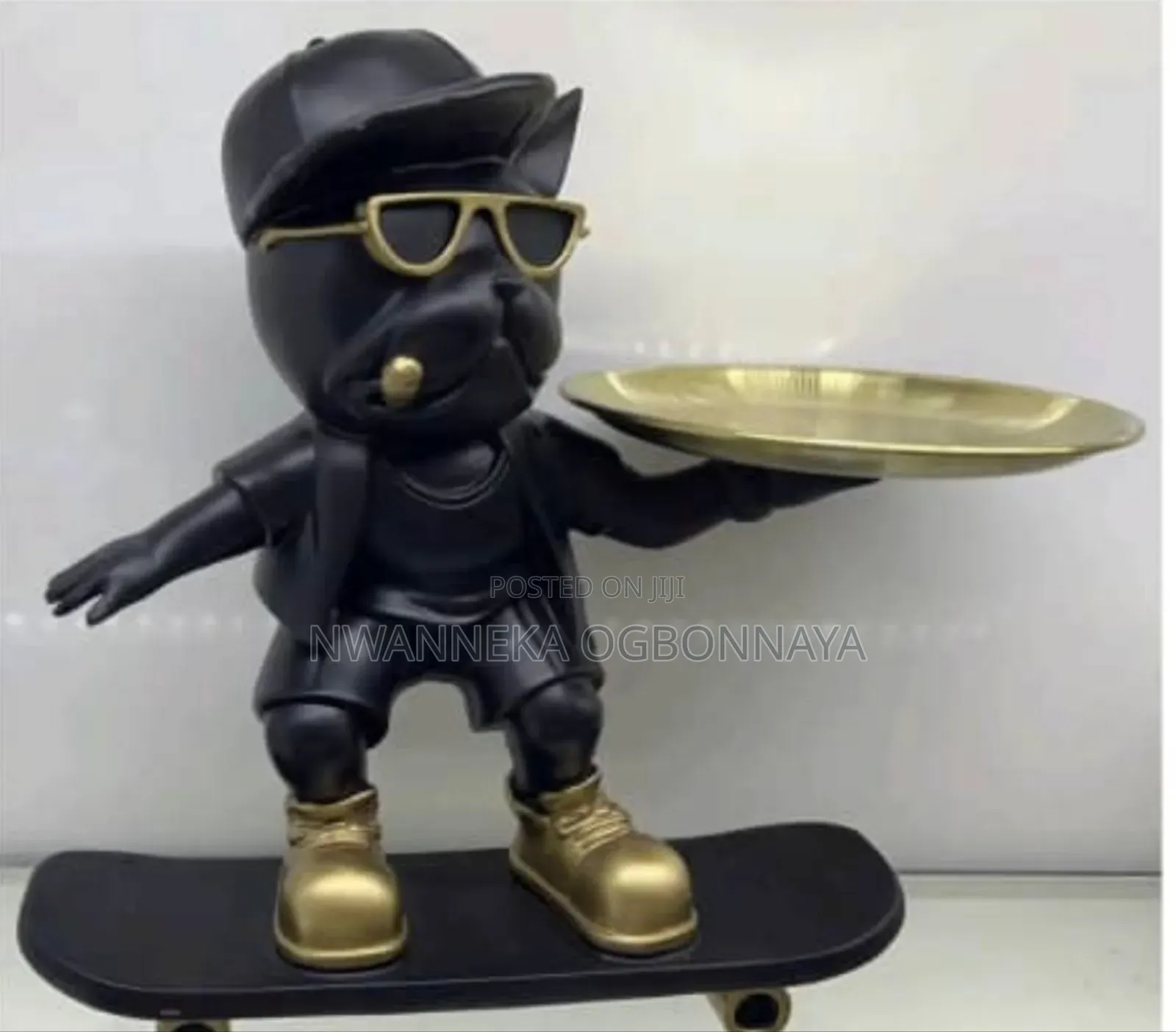 Skateboard Dog Statue Decoration