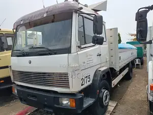 Mercedes Benz Double Cabin Pickup Truck