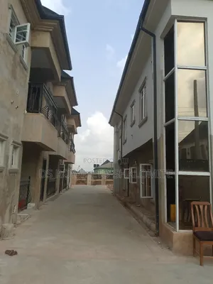 3bdrm Block of Flats in Benin City for rent
