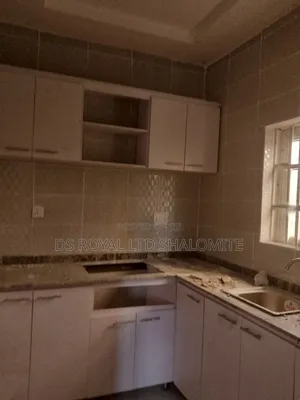 3bdrm Block of Flats in Benin City for rent
