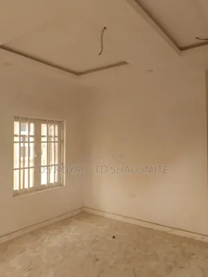 3bdrm Block of Flats in Benin City for rent