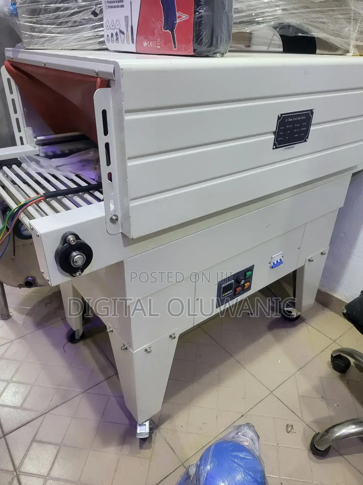 Shrink Wrapping Machine