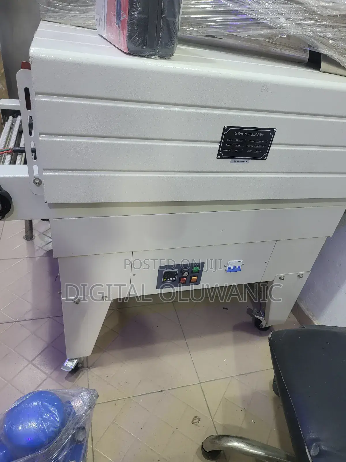 Shrink Wrapping Machine