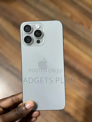 Apple iPhone 15 Pro Max 256 GB Silver