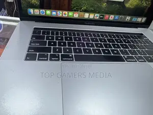 Laptop Apple MacBook Pro 2019 16GB Intel Core i7 SSD 512GB