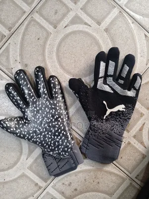 Original Goalkeeper Glove