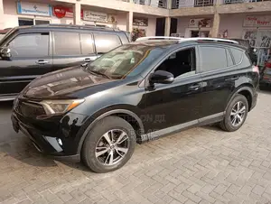 Photo - Toyota RAV4 2016 Black