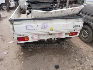 Daihatsu Hijet 2012 White