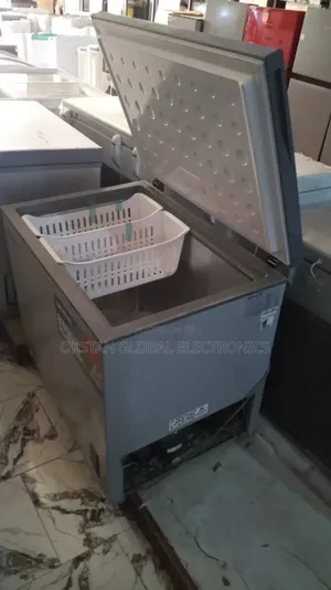Photo - Hisense Deep Freezer