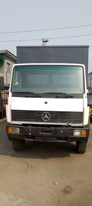 Mercedes Benz 1517 10 Bolt